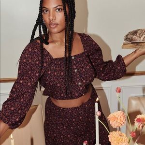 Puff-Sleeve Button-Front Crop Top in Orchard Floral